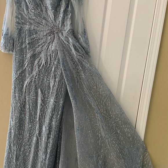 Couture Evening Gown - Picture 4 of 6